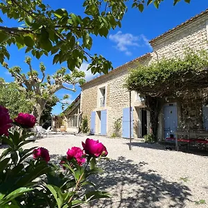 mas-de-lestiou.fr-provencehotel.com/